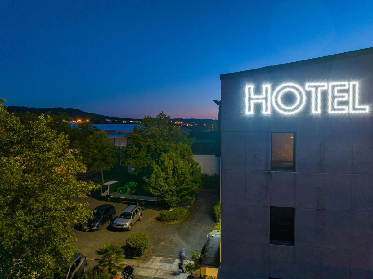 Logis Hotel Noemys Brive - Restaurant Le Teinchurier Екстер'єр фото