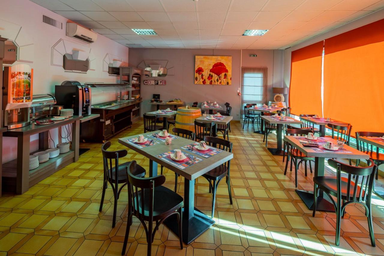 Logis Hotel Noemys Brive - Restaurant Le Teinchurier Екстер'єр фото