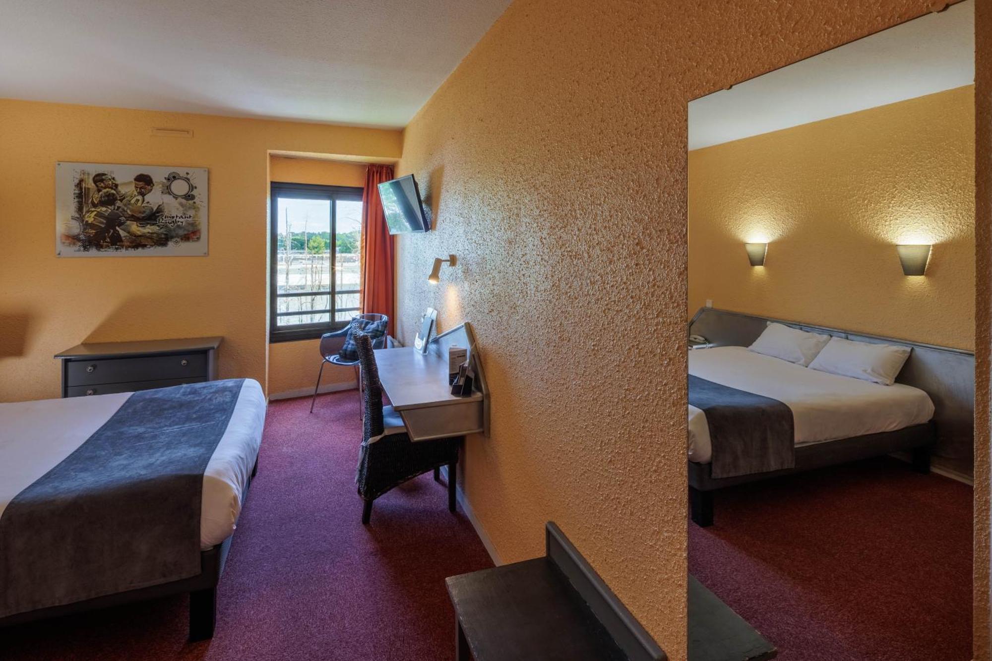 Logis Hotel Noemys Brive - Restaurant Le Teinchurier Номер фото
